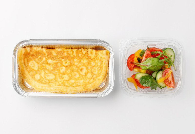 omleta_clasica_cu_salata_de_primavara_-.jpg